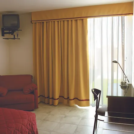 La Corte Meuble 3*